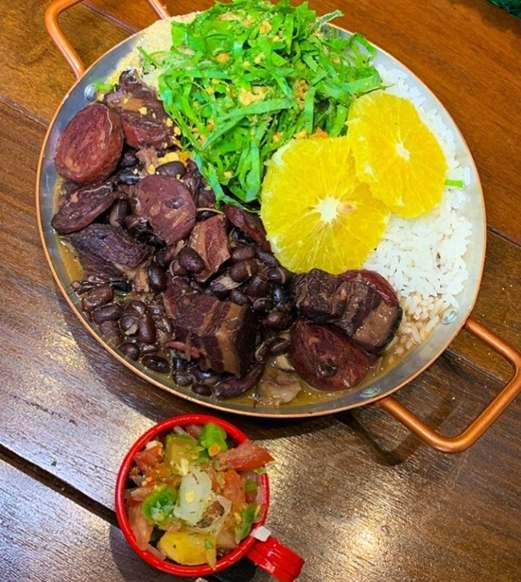 Marmita de Feijoada Completa da Vovó
